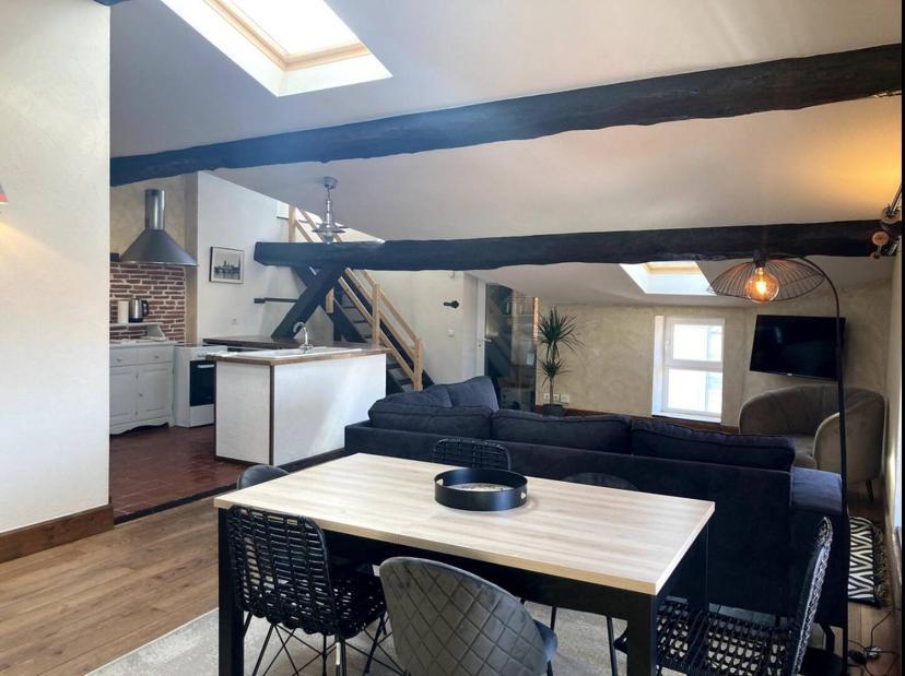 Market Square, Rooftop, 2 Chambres, All Inclusive Roanne Luaran gambar